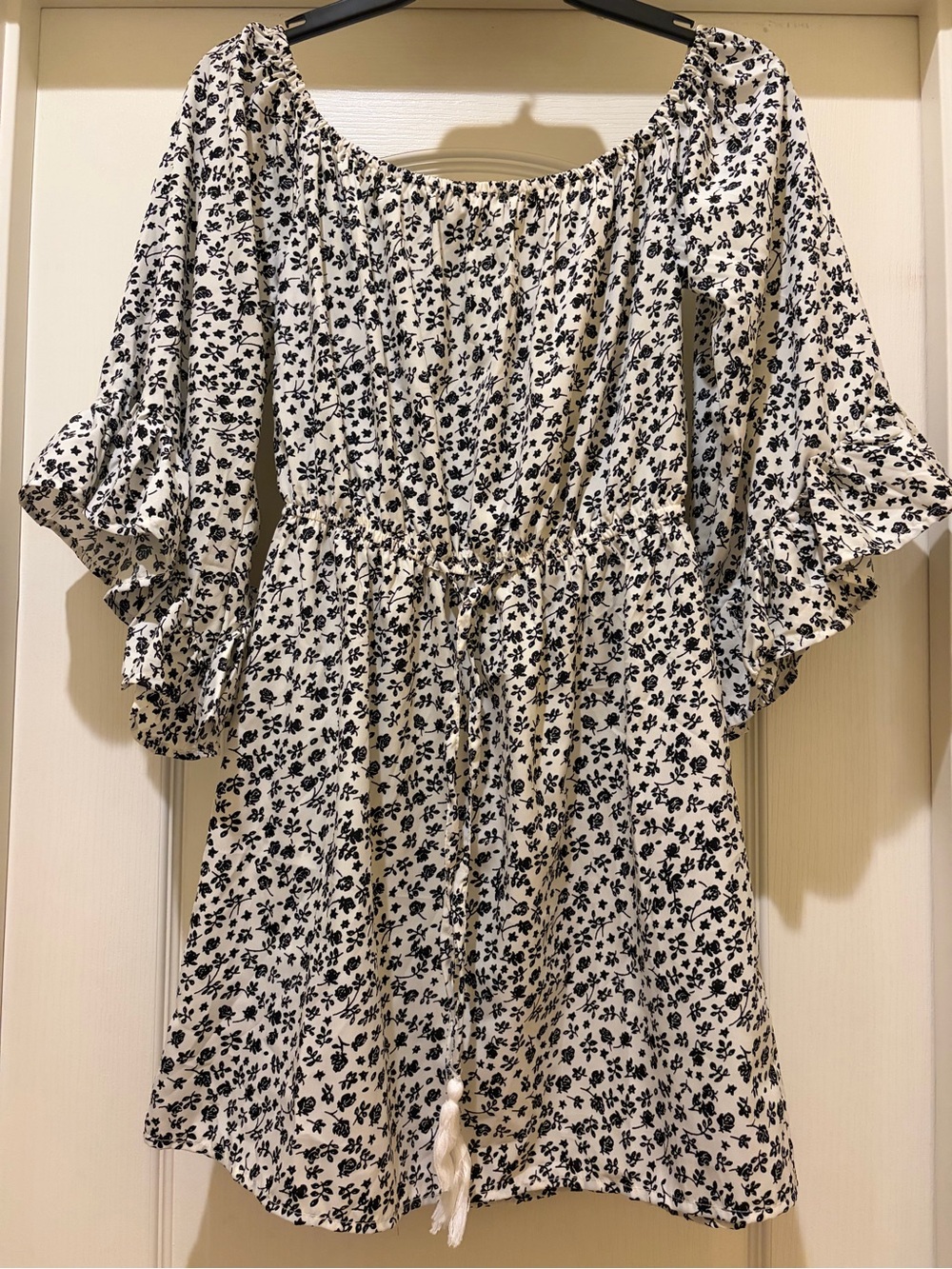Women’s Cream Floral Off-Shoulder Tie-Waist Dress